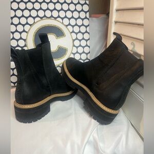 New TOMS Dakota Water-Resistant Chelsea Lug Booties